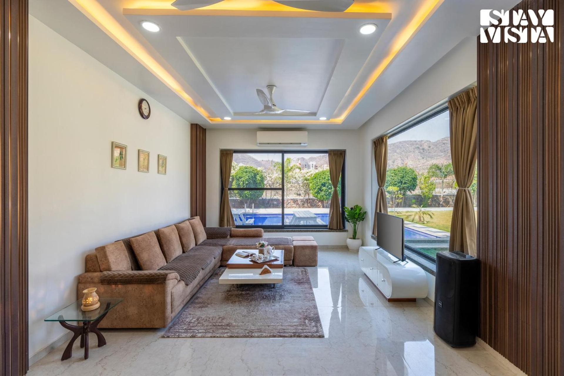 Stayvista'S Bella Dream - Mountain-View With Outdoor Pool, Lawn Featuring A Gazebo & Indoor Games Udaipur Exteriör bild