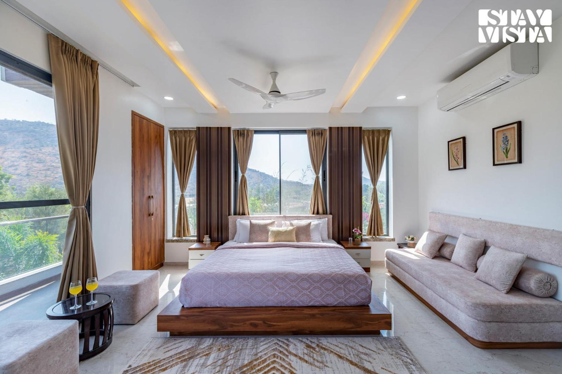 Stayvista'S Bella Dream - Mountain-View With Outdoor Pool, Lawn Featuring A Gazebo & Indoor Games Udaipur Exteriör bild